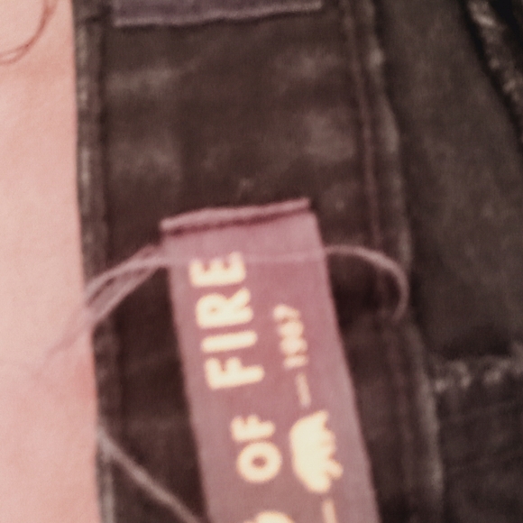 Brand new boys pants - Picture 2 of 3